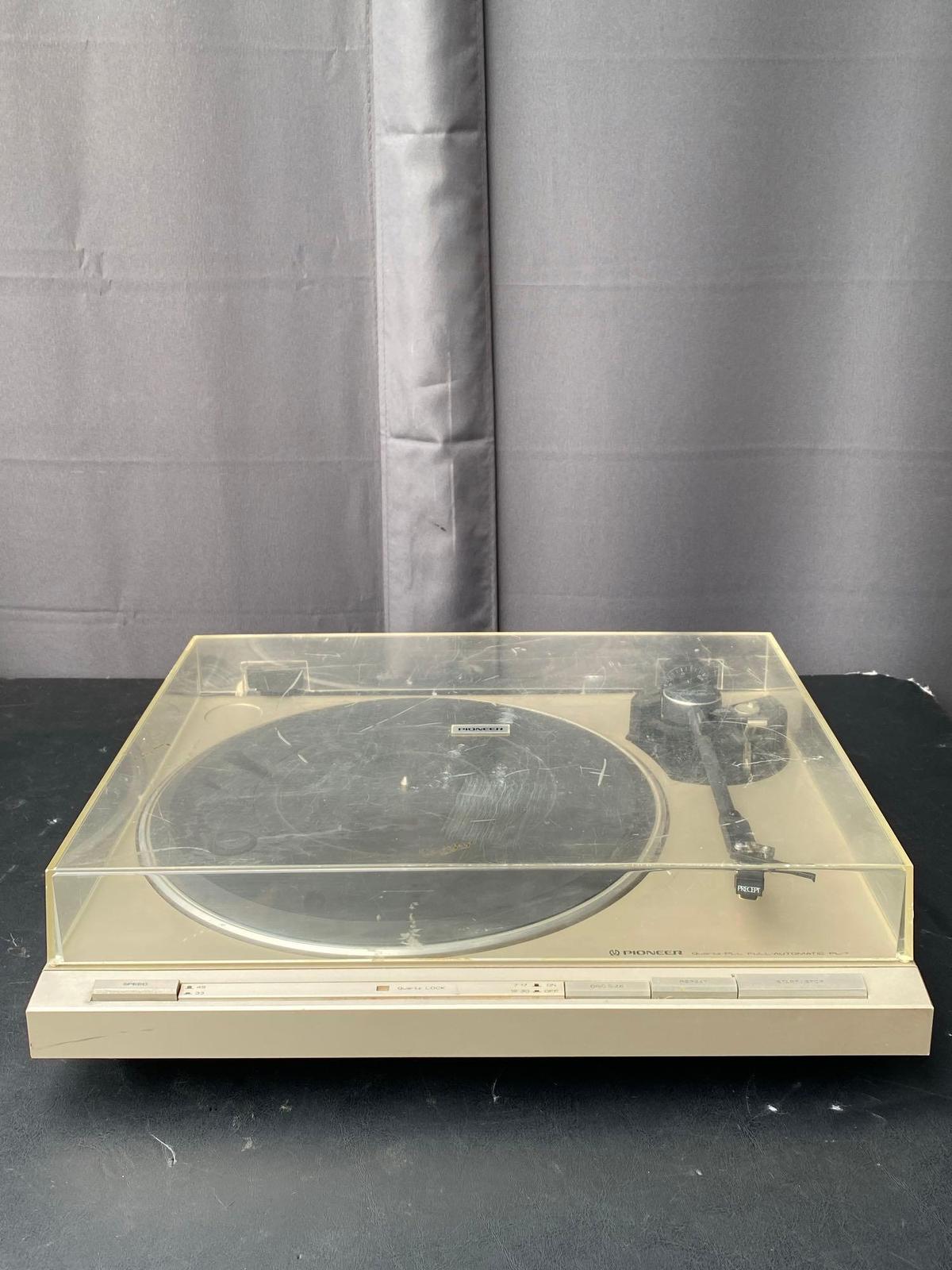 PIONEER Direct Drive Stereo Turntable
