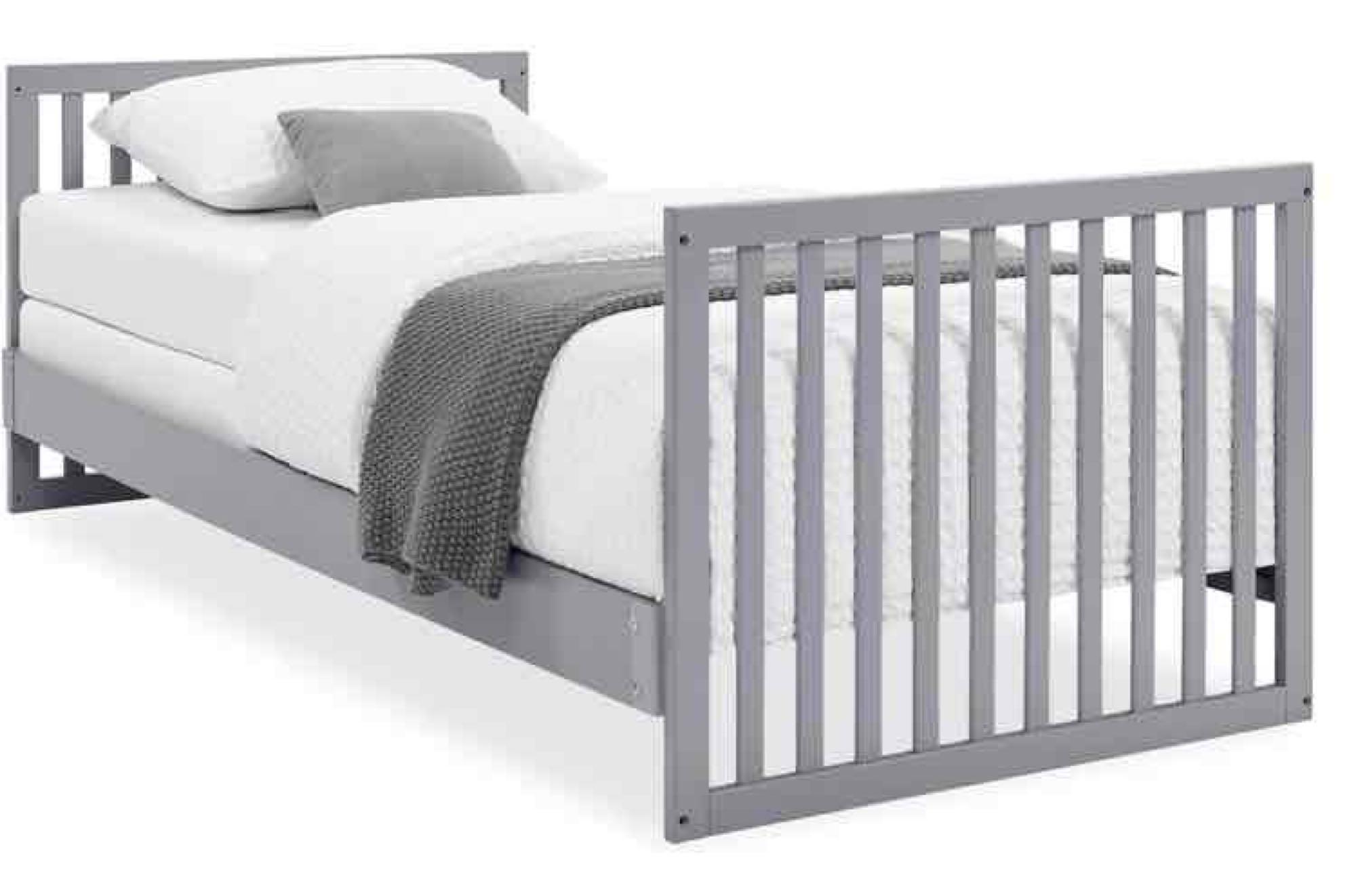 Delta Children Essex Convertible Mini Baby Crib with 2.75-Inch Mattress