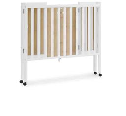 Delta Children Lee Portable Folding Mini Crib with 1.5-Inch Mattress