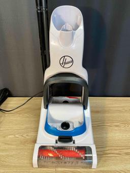 Hoover PowerDash Pet Compact Carpet Cleaner Machine