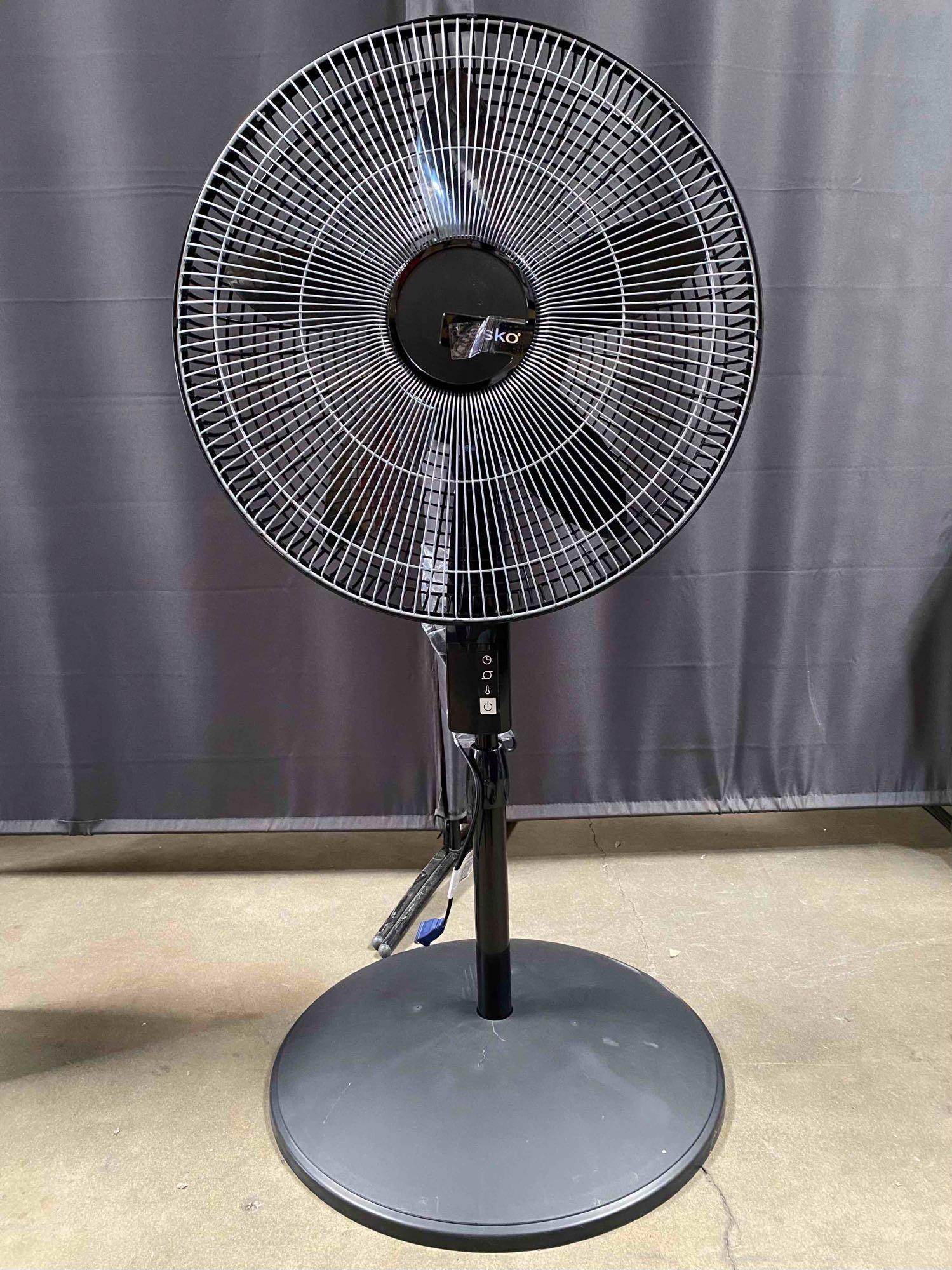 Lasko S18640 Elite Collection 18-inch Pedestal Fan