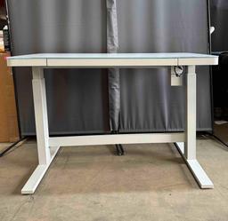 Tresanti Geller 47? Adjustable Height Desk