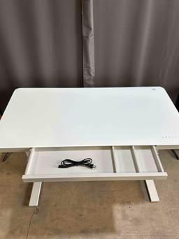 Tresanti Geller 47? Adjustable Height Desk