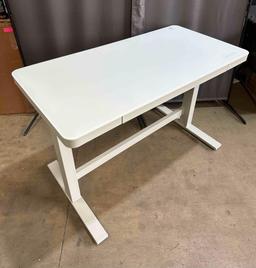 Tresanti Geller 47? Adjustable Height Desk