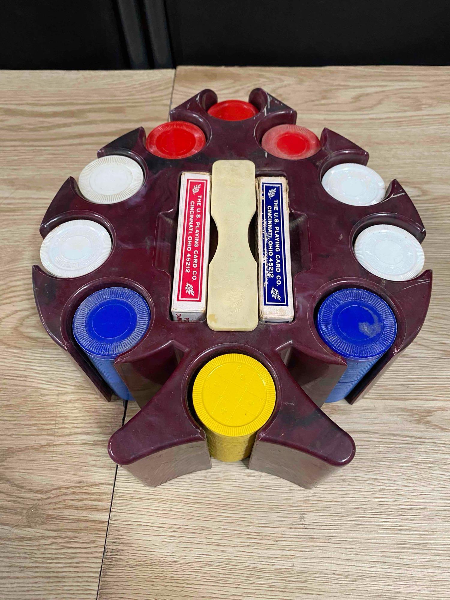 VINTAGE POKER CHIP CADDY WITH CHIPS