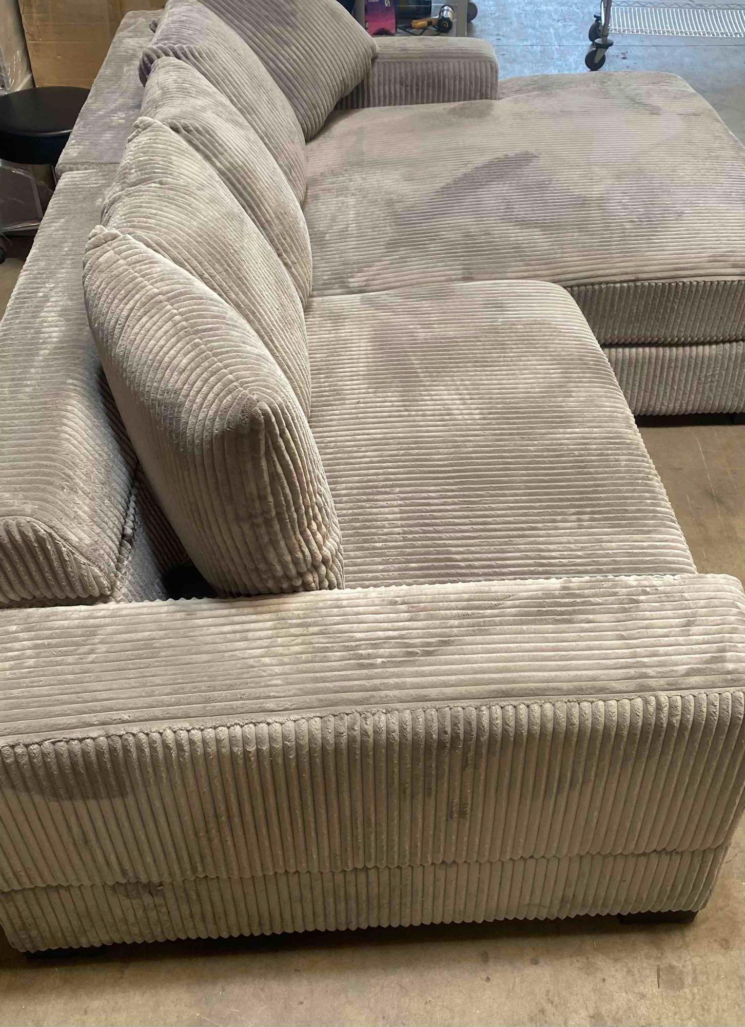 Luxe 108" Corduroy Sectional
