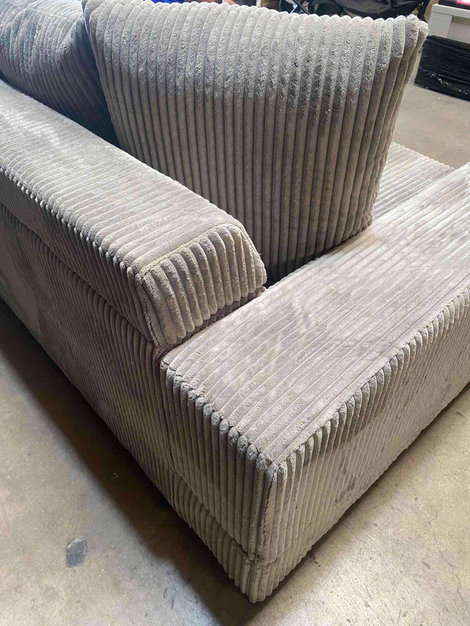 Luxe 108" Corduroy Sectional