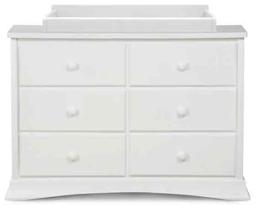 Delta Children 6 Drawer Dresser with Drawer Interlocks