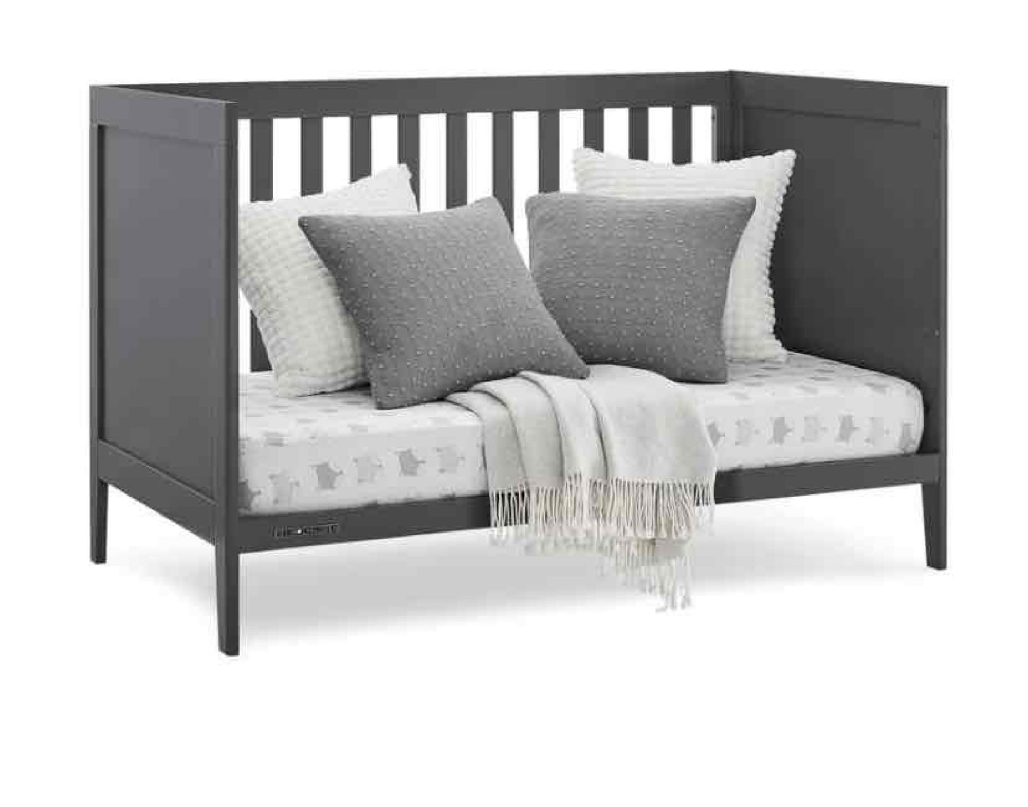 Delta Children Hayes 4-in-1 Convertible Crib