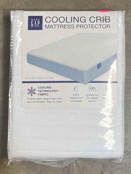 babyGap Cooling Crib Mattress Protector