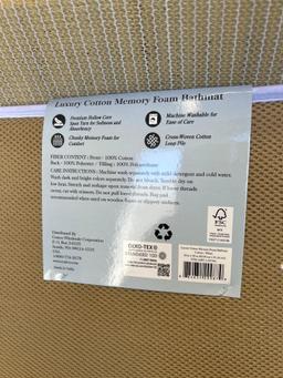 Mineral Spring Bath mat 24x36in QTy of 4 - White