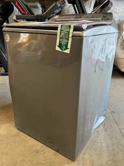 Whirlpool 5.2 ? 5.3 cu. ft. Top Load Washer with 2 in 1 Removable Agitator in Silver