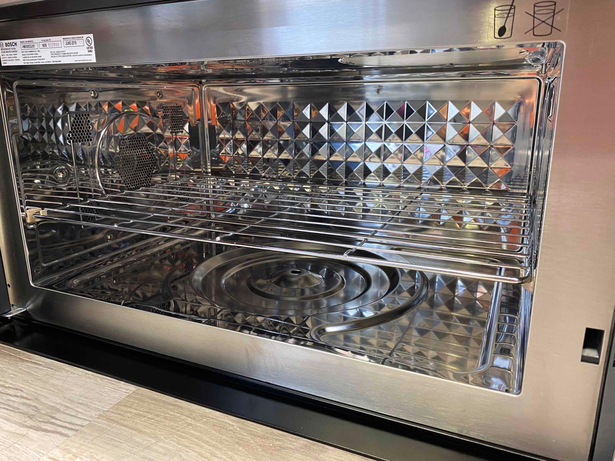 Bosch - 800 Series 1.8 Cu. Ft. Convection Over-the-Range Microwave