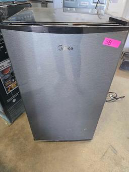 Midea 3.3 cu ft Compact Refrigerator