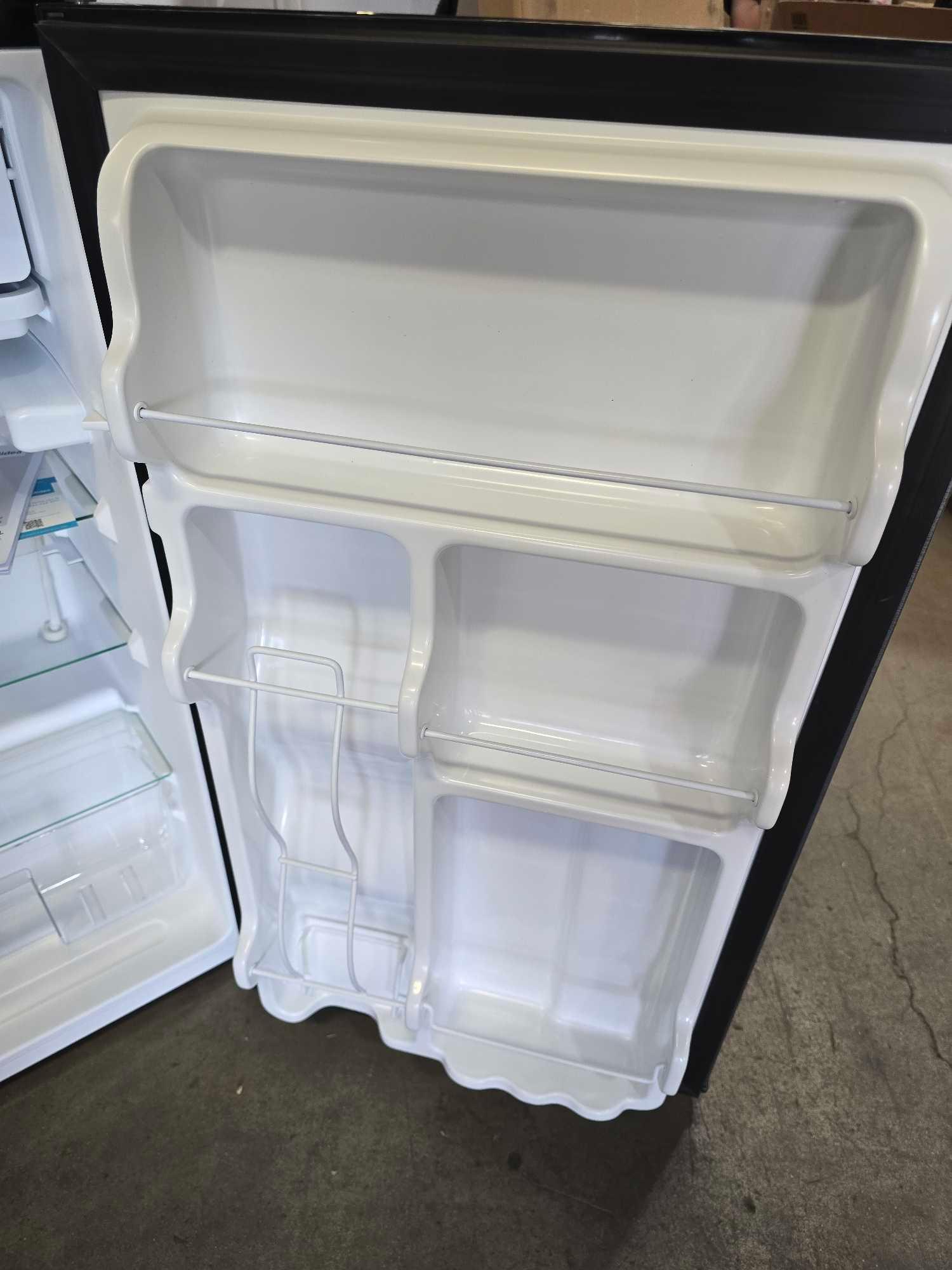 Midea 3.3 cu ft Compact Refrigerator