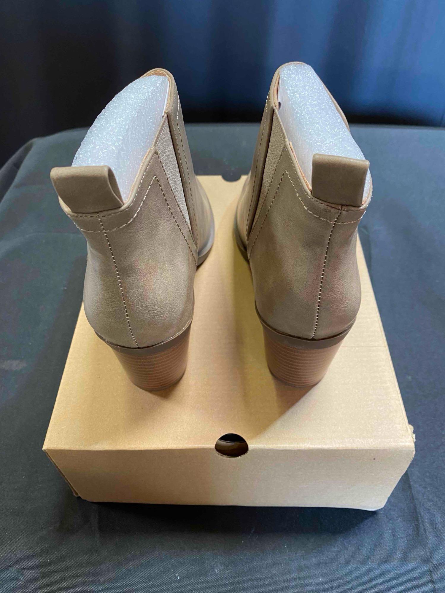 Coutgo Womens Cut Out Ankle Boots Chunky Stacked Heel Almond Toe Slip on Western Booties 6