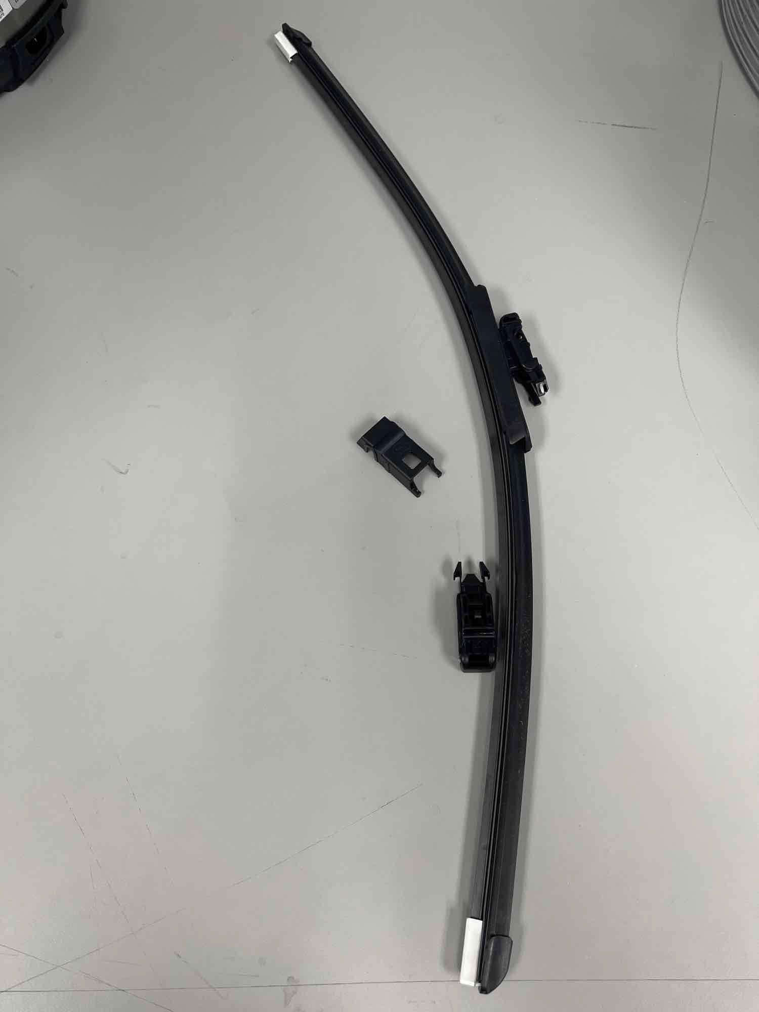QTY 2 of 26 inch Michelin guardian plus wiper blades
