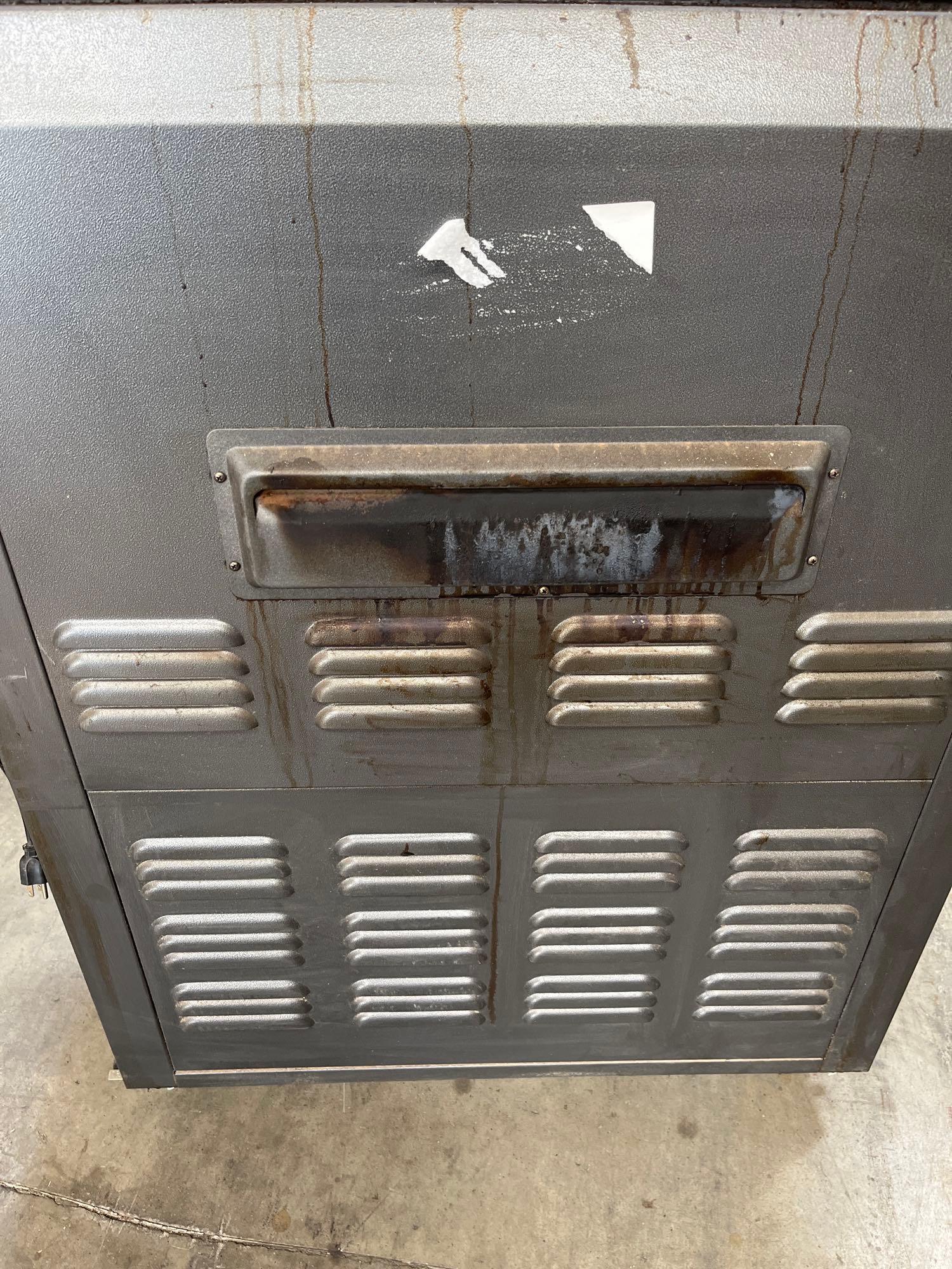 Traeger BTW, Traeger Silverton XL Pellet Grill