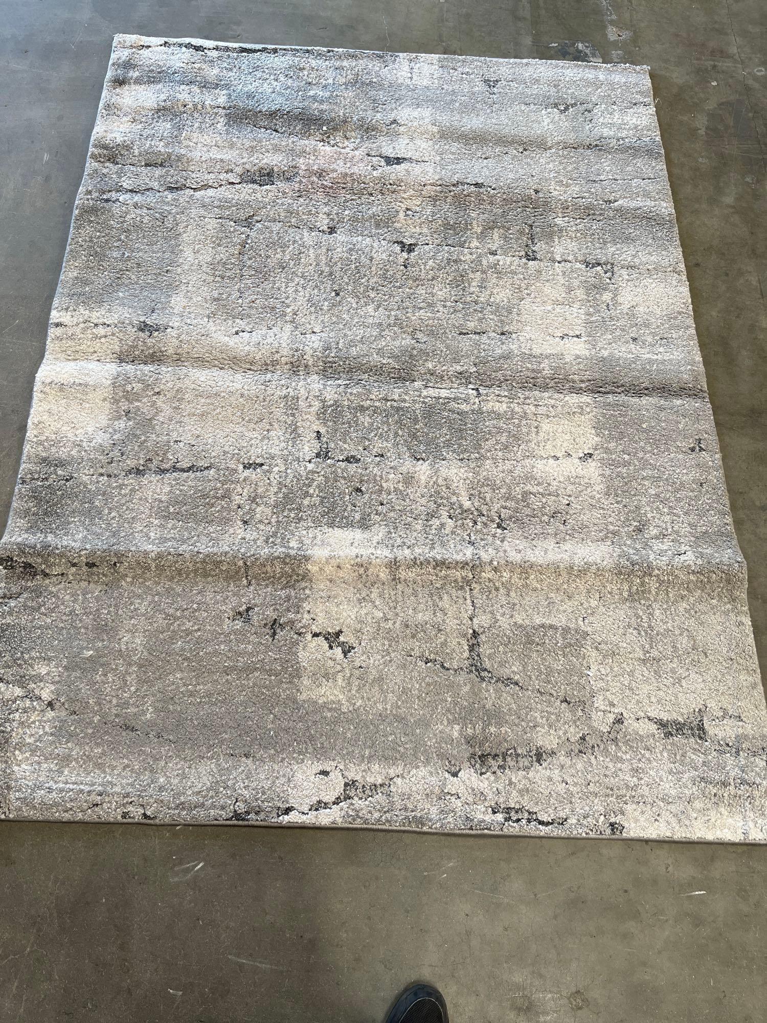 Icon area rug doma gray Rug Size: 5 ft. 3 in. x 7 ft.