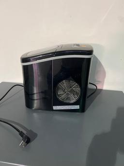 Frigidaire ice maker