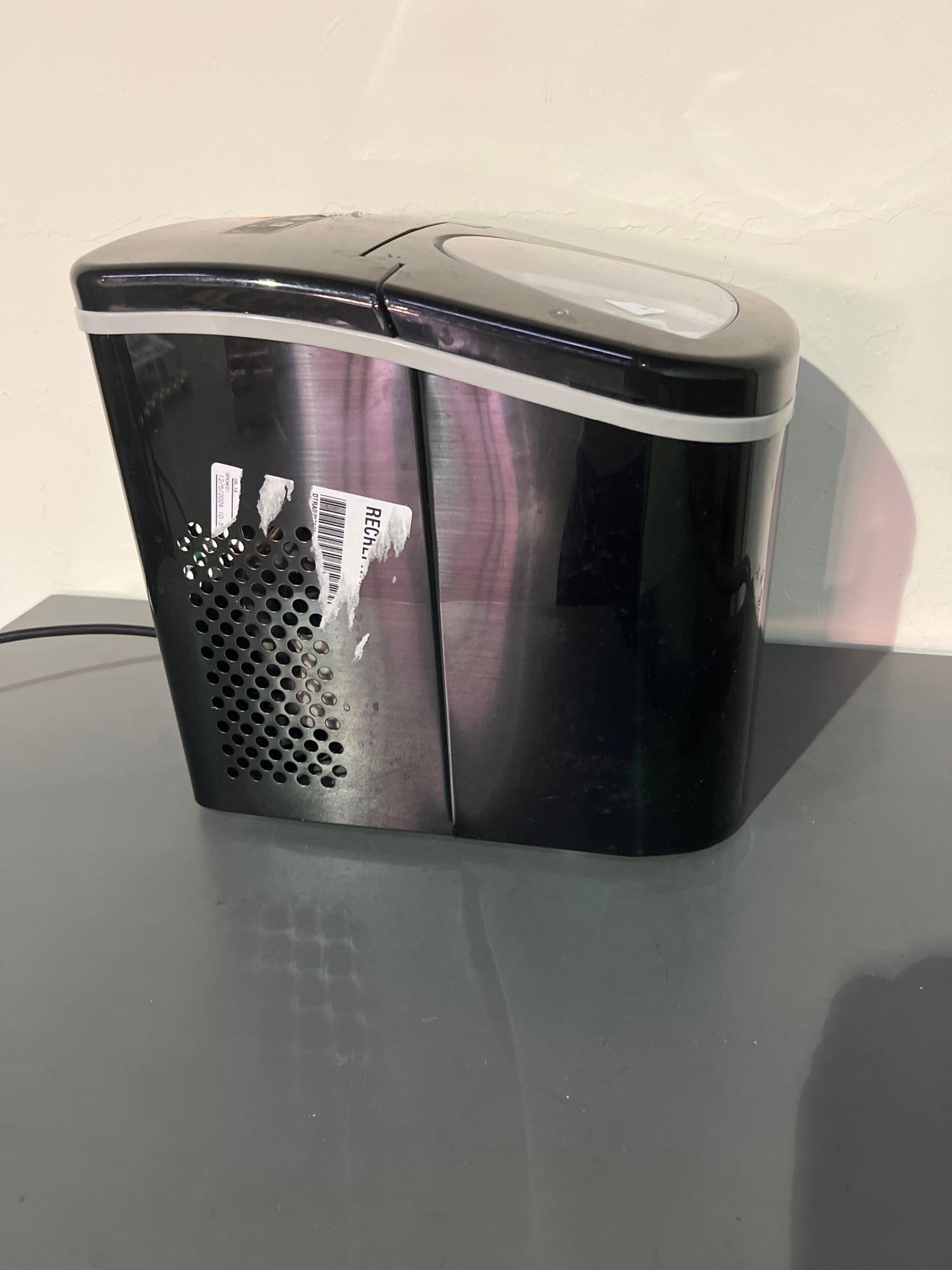 Frigidaire ice maker