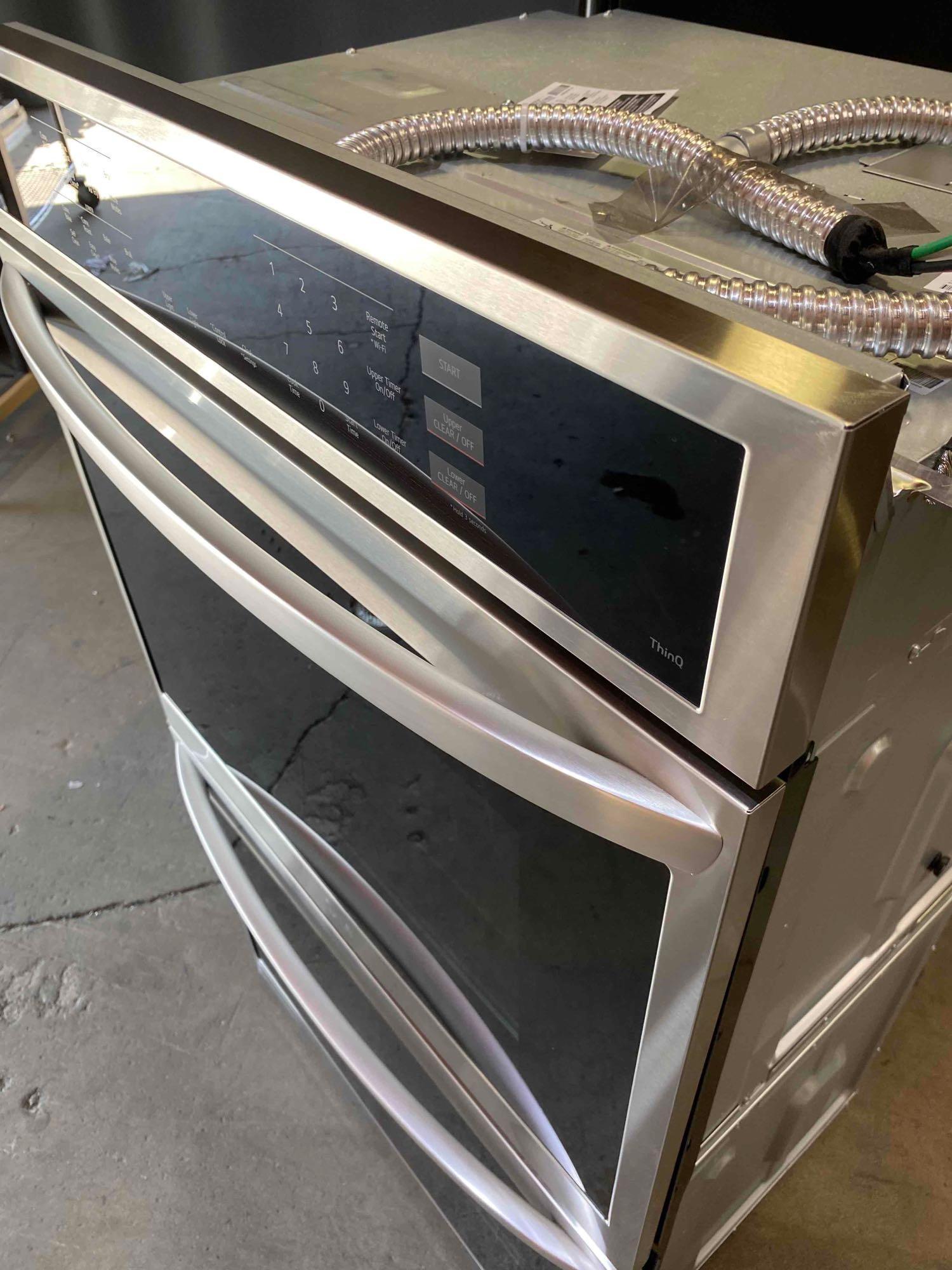 LG 9.4 cu. ft. Smart Double Wall Oven with Fan Convection