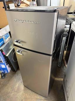 7.5 cu. ft. Mini Refrigerator in Platinum with Top Freezer