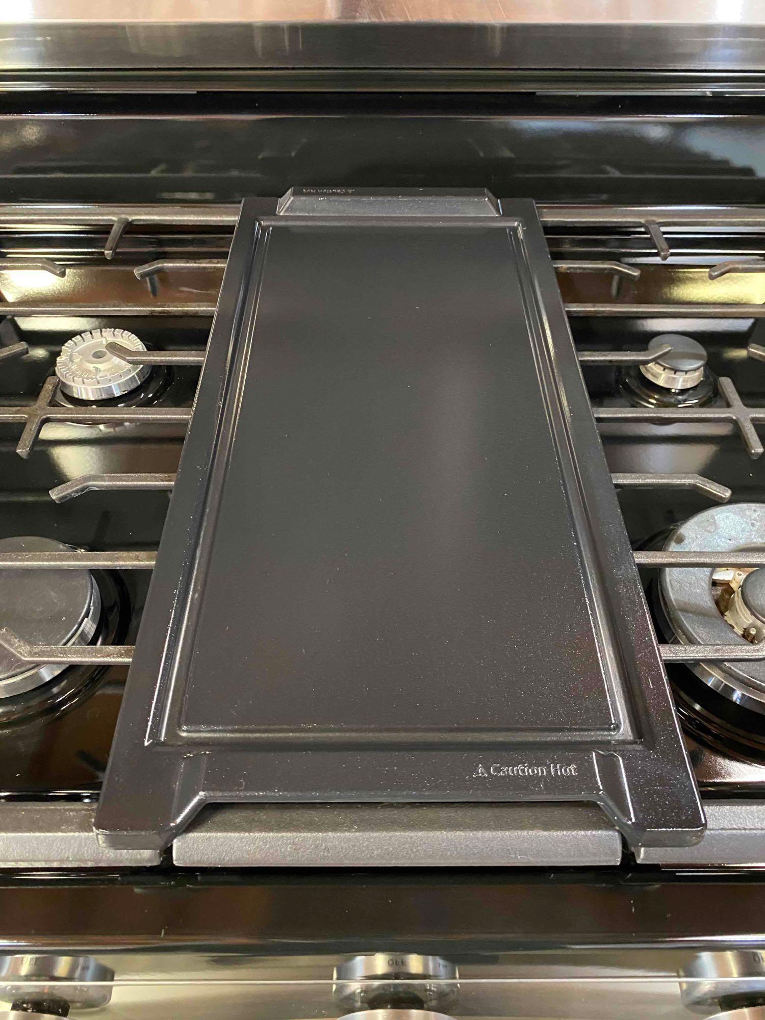 Samsung 6 cu. ft. Smart Wi-Fi Enabled Convection Gas Range