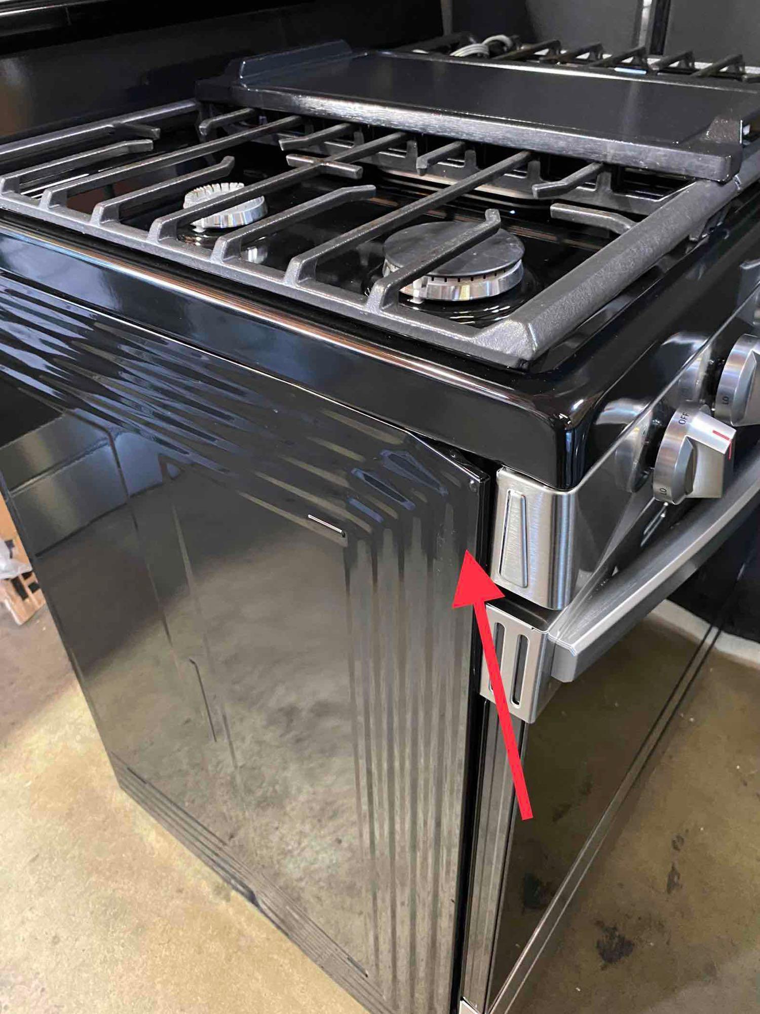 Samsung 6 cu. ft. Smart Wi-Fi Enabled Convection Gas Range