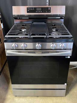 Samsung 6 cu. ft. Smart Wi-Fi Enabled Convection Gas Range