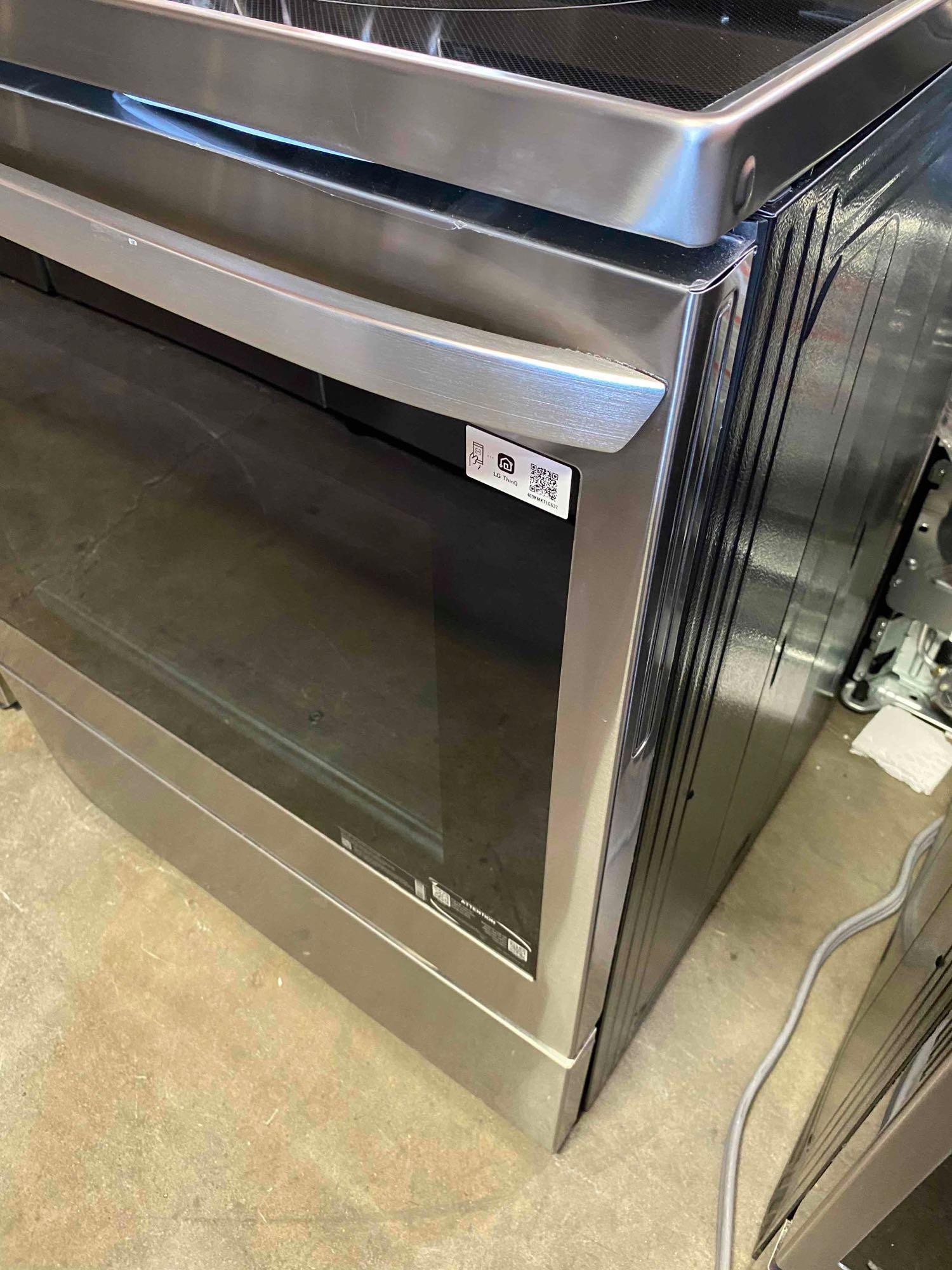 LG 6.3 cu ft. Smart Wi-Fi Enabled True Convection Electric Range with Air Fry