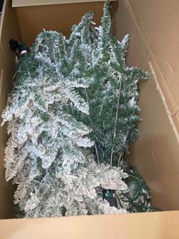 9ft Pre-Lit Flocked Aspen Tree