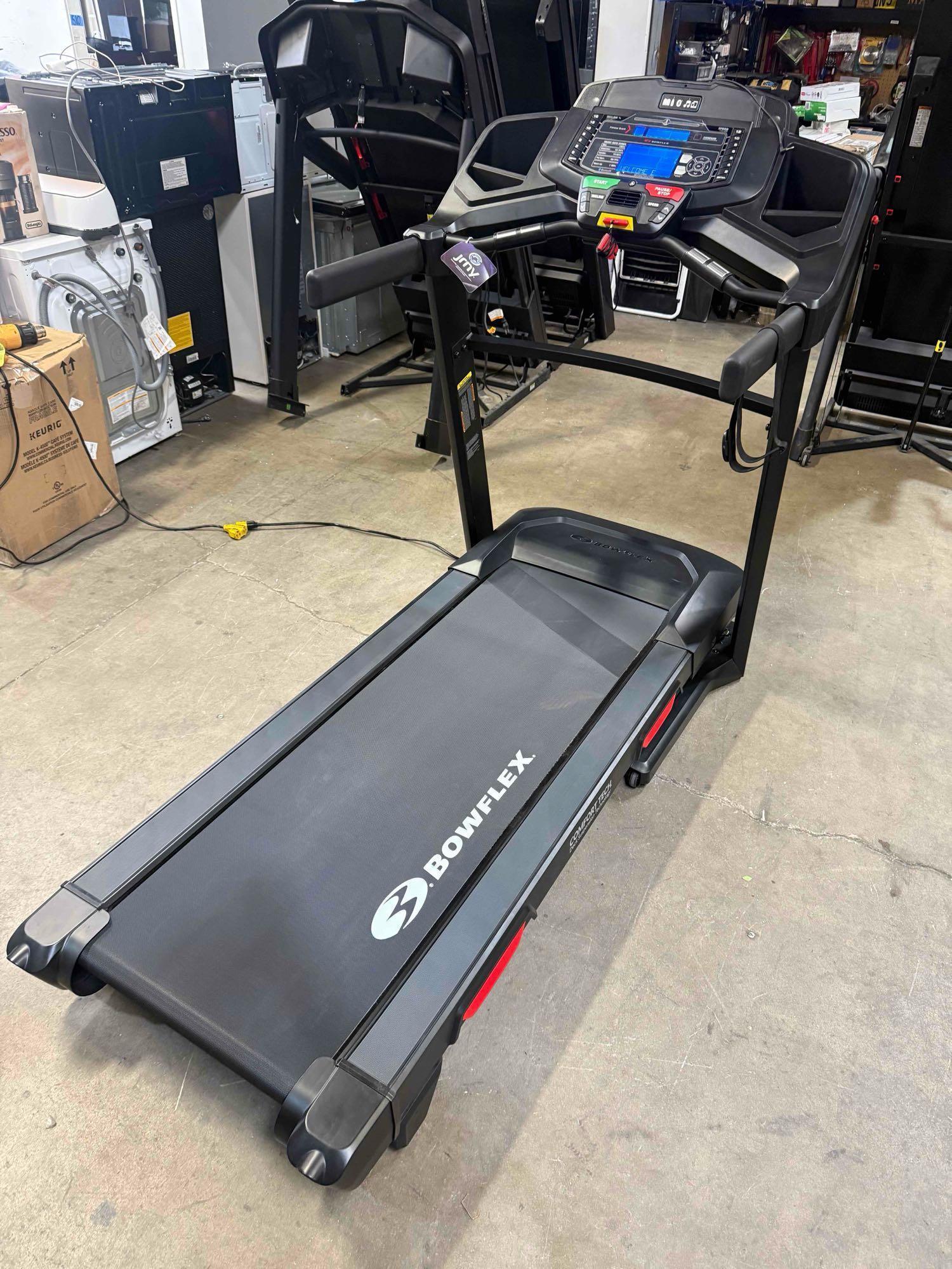 BowFlex - Treadmill - Black