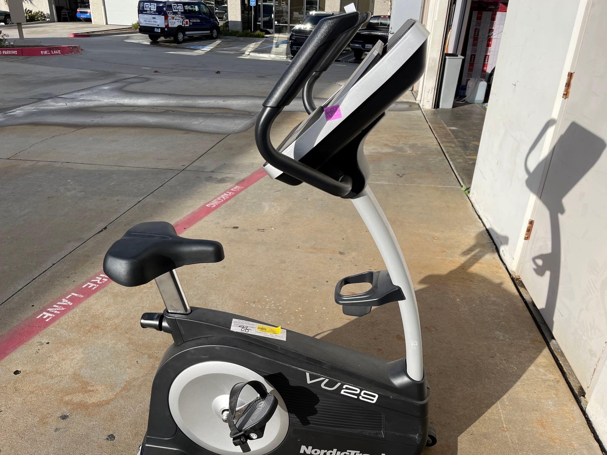 NordicTrack Commercial VU 29 Electric Exercise Bike