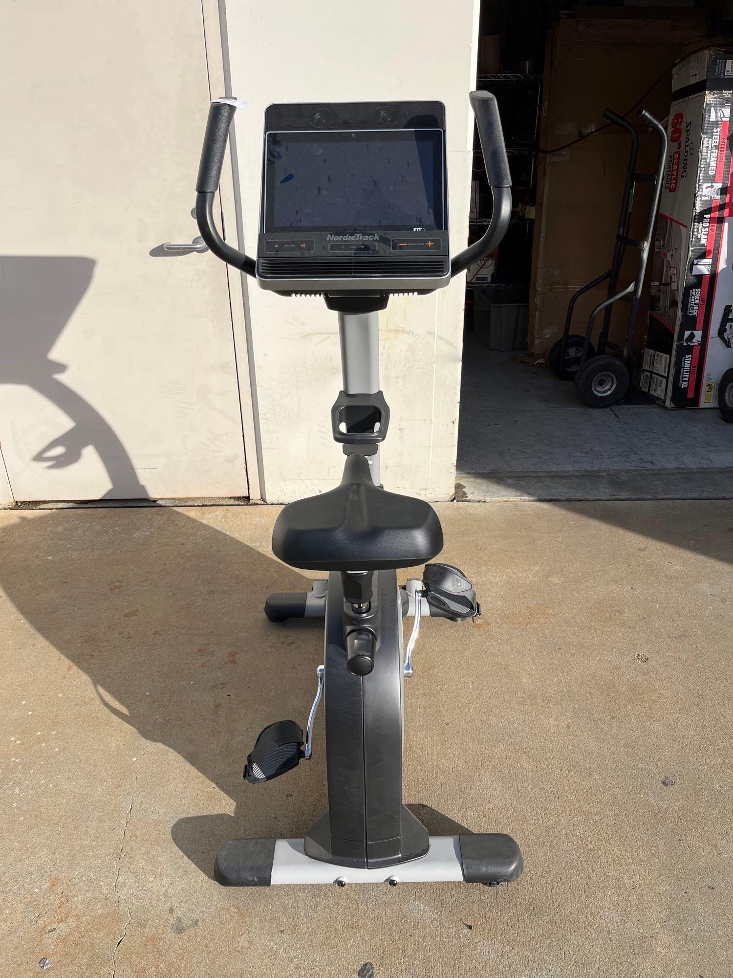 NordicTrack Commercial VU 29 Electric Exercise Bike