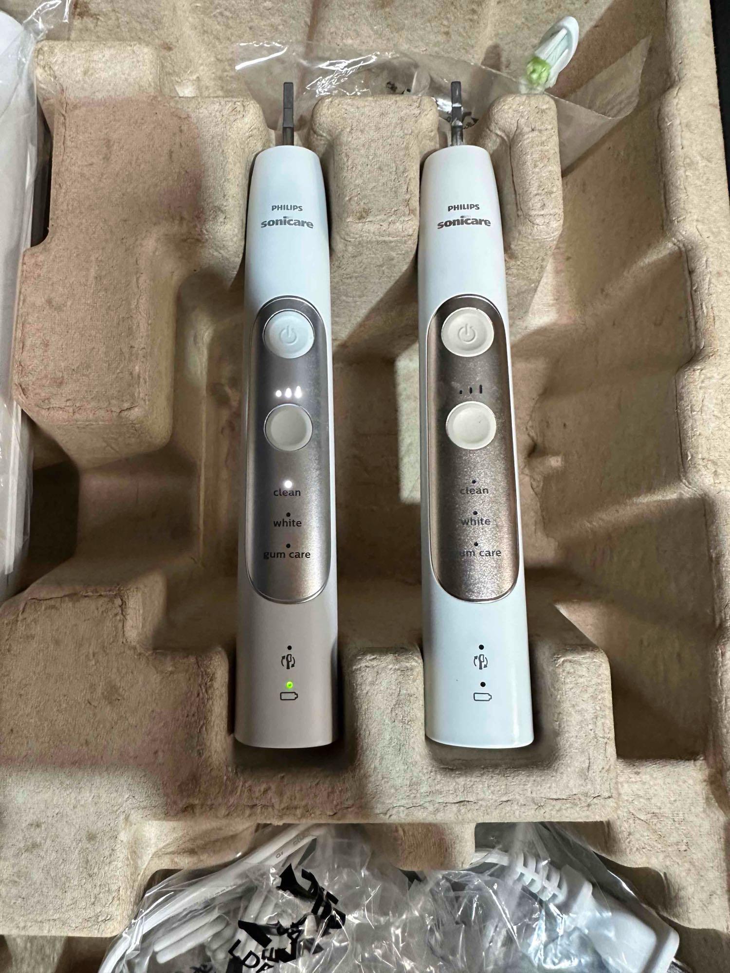 Phillips Sonicare Electric Toothbrush 2Pack