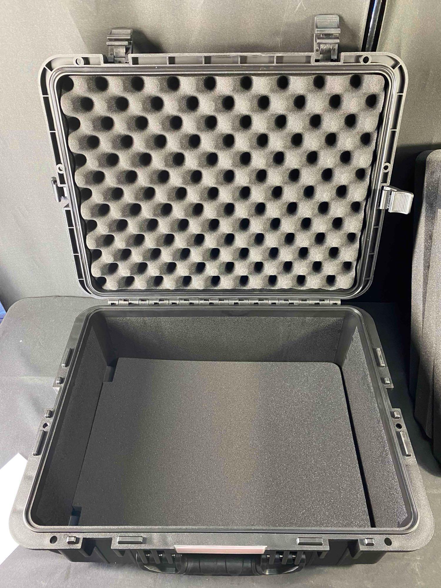 VEVOR Weatherproof Hard Case, Heavy Duty Protective Dry Box Case with Pre-Cut Foam, Wheels &