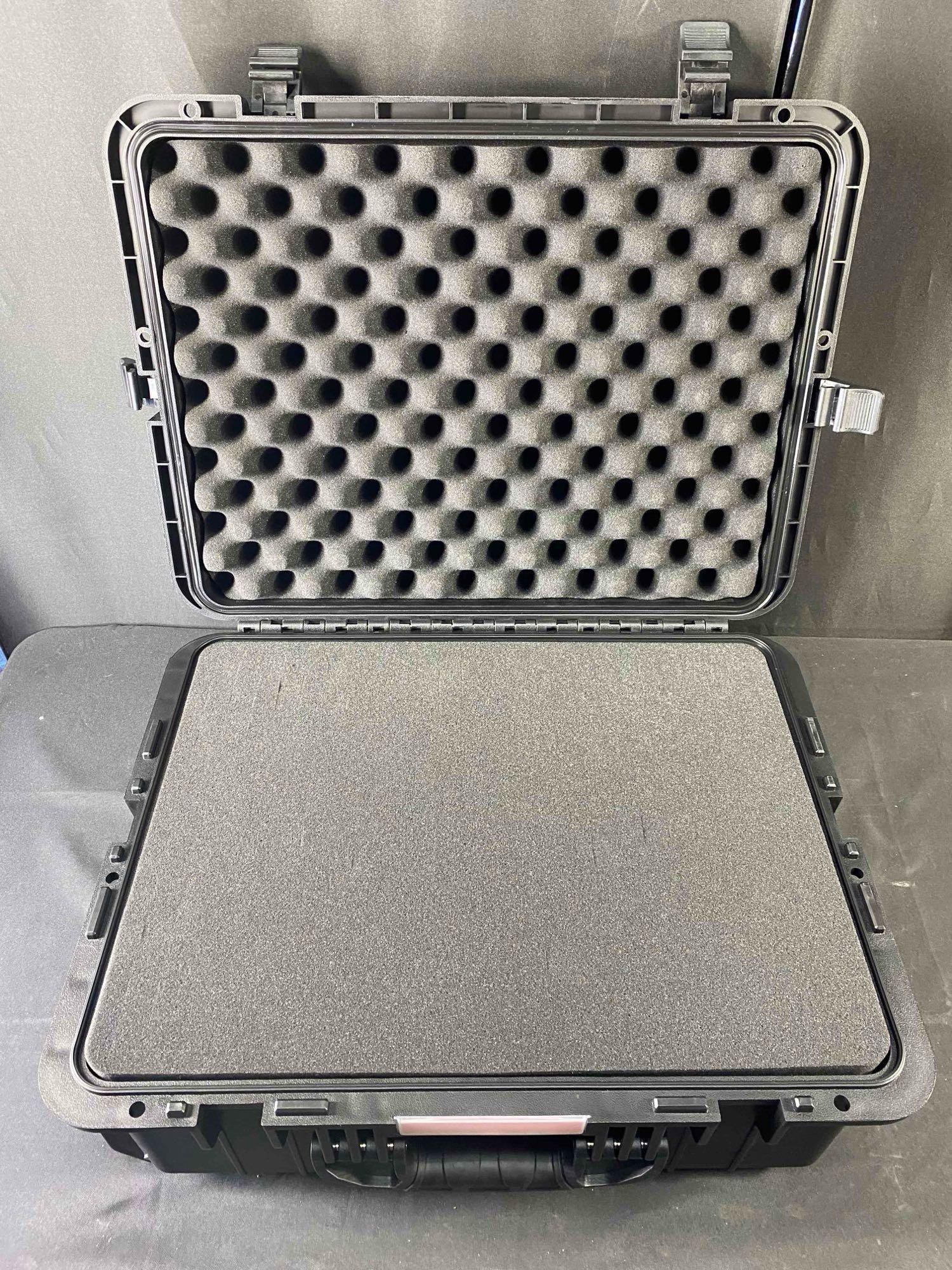 VEVOR Weatherproof Hard Case, Heavy Duty Protective Dry Box Case with Pre-Cut Foam, Wheels &