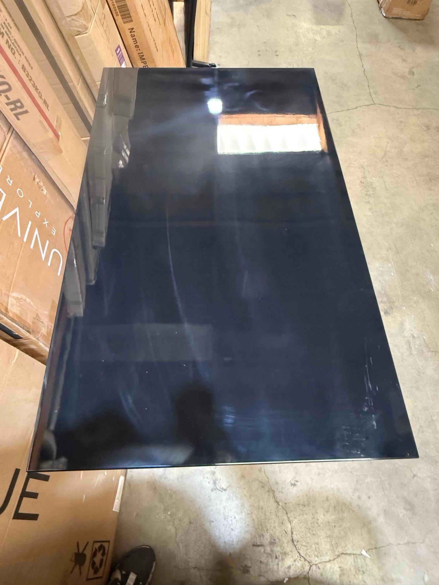 Black High Gloss Dining Table 47 inch