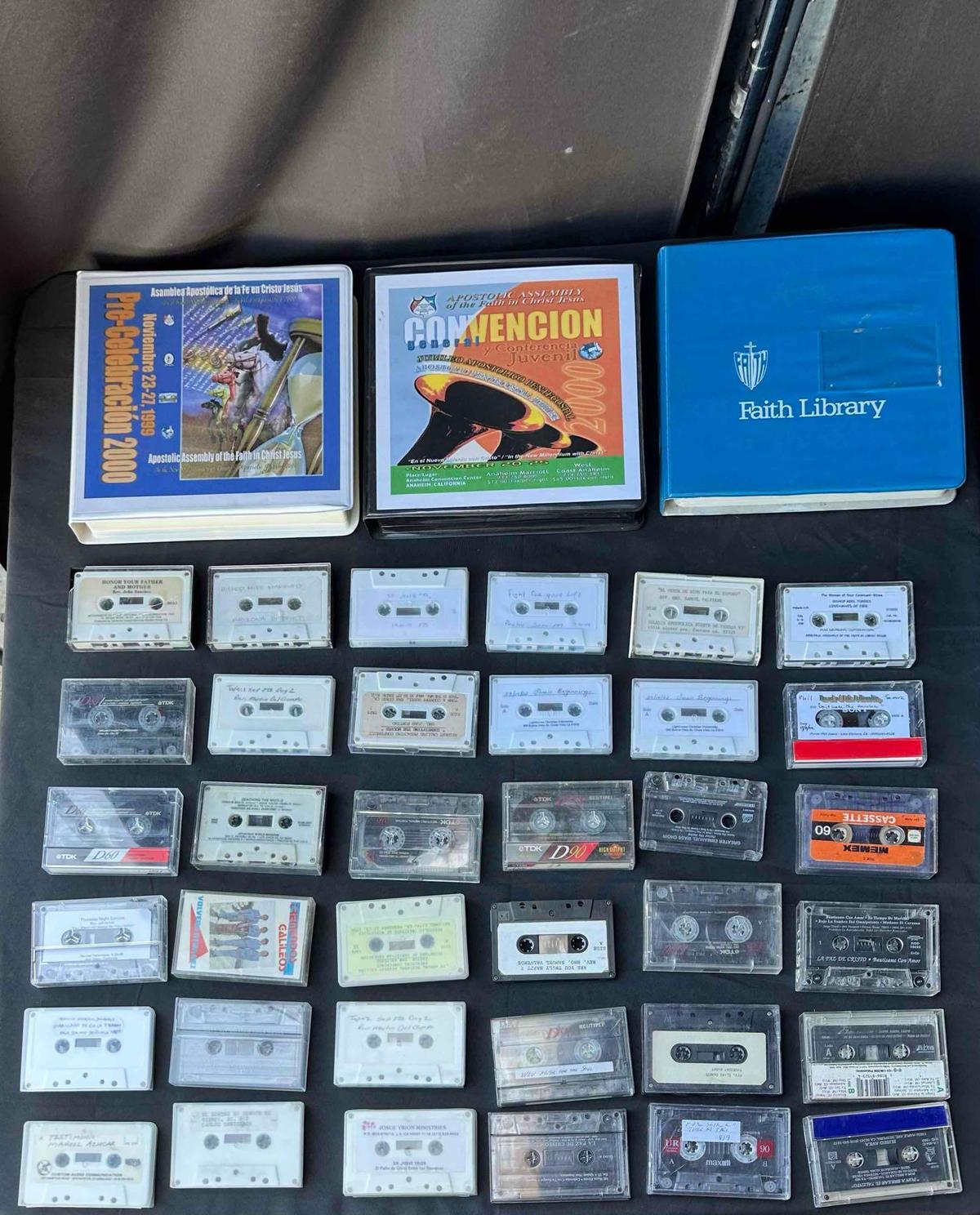 Spanish Christian Cassettes