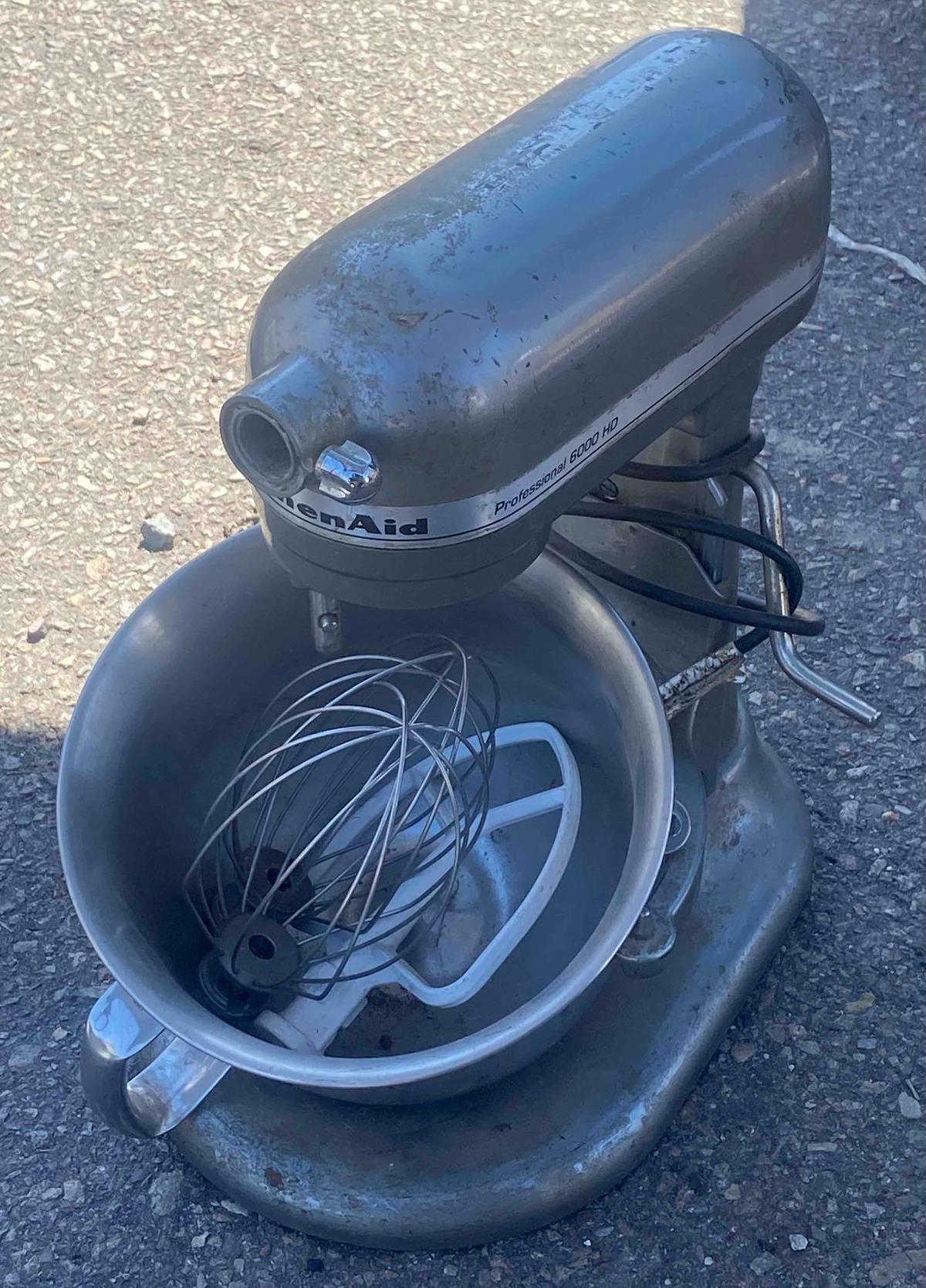 7 Quart Bowl-Lift Stand Mixer