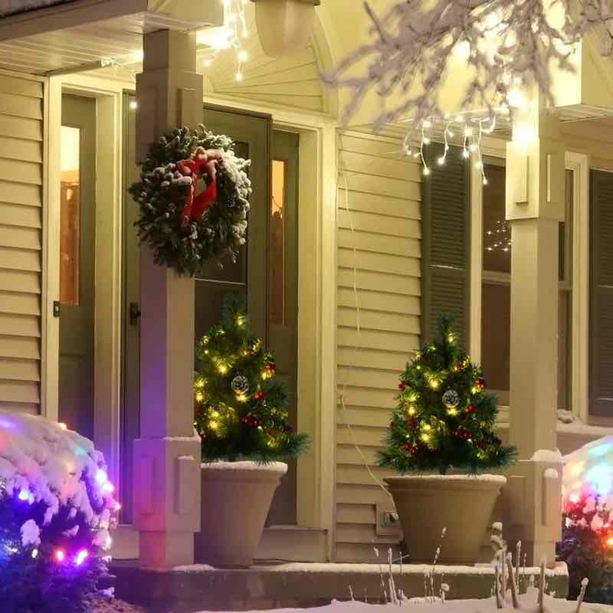 HOMCOM 22.5in Christmas Tree 2-Pack