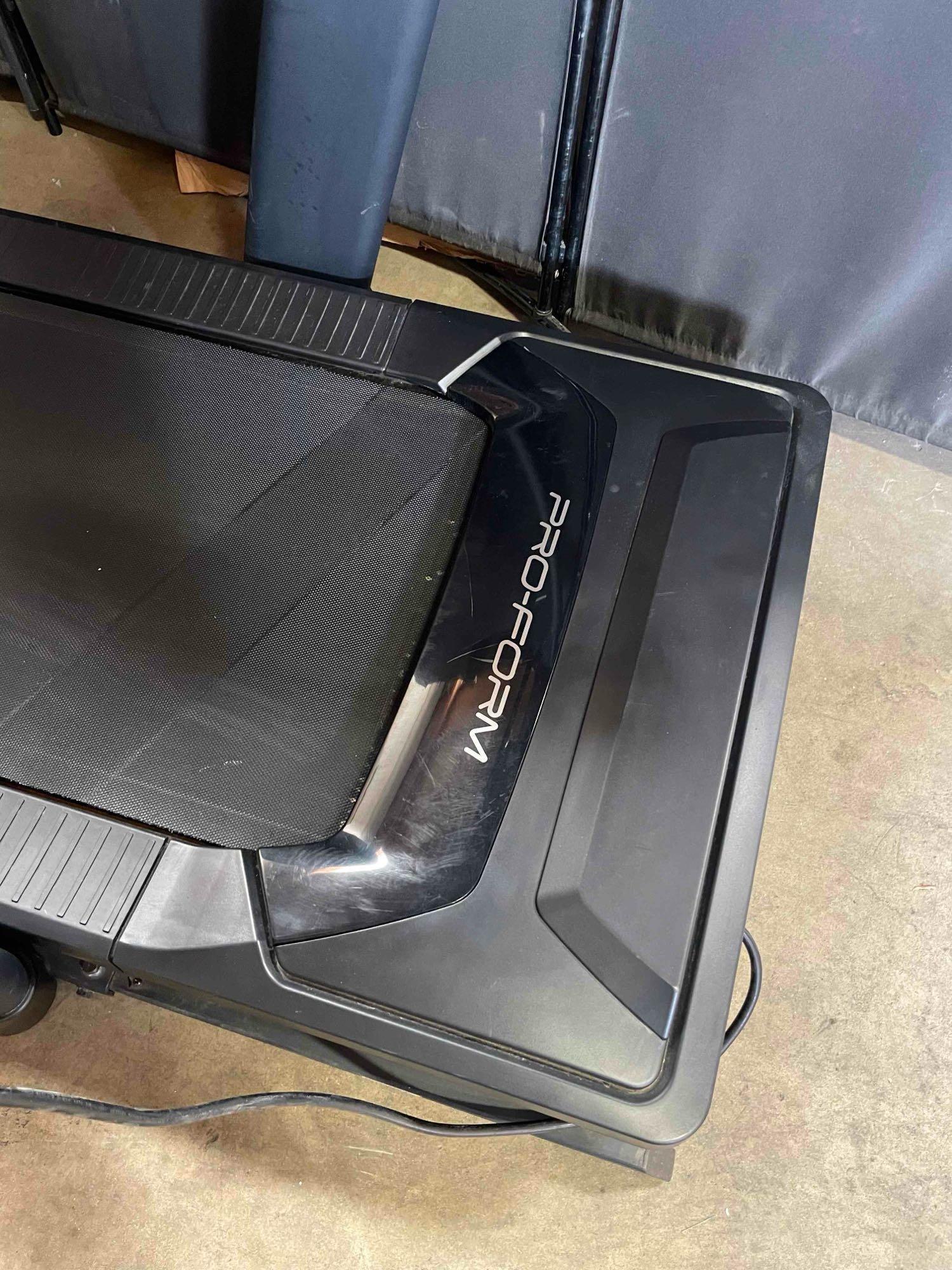 ProForm Pro Trainer 1000 Treadmill