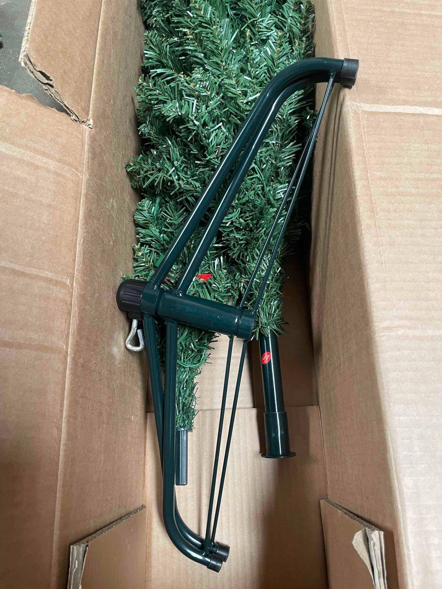 7 FT Artificial Christmas Tree Pre-lit Pencil Xmas Tree