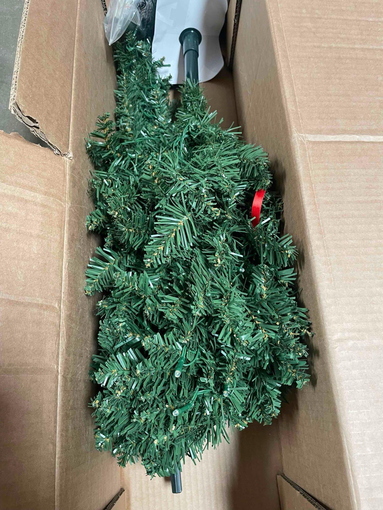 7 FT Artificial Christmas Tree Pre-lit Pencil Xmas Tree