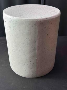 Outdoor Side Table 16.3 X 18.3