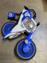 Aosom 12V Kids Motorcycle, Electric Motor Bike, Battery-Powered Ride-On Toy