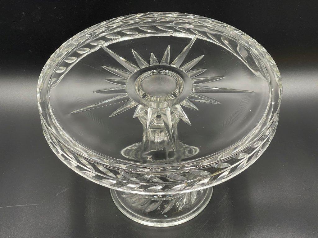 Glass cake plate