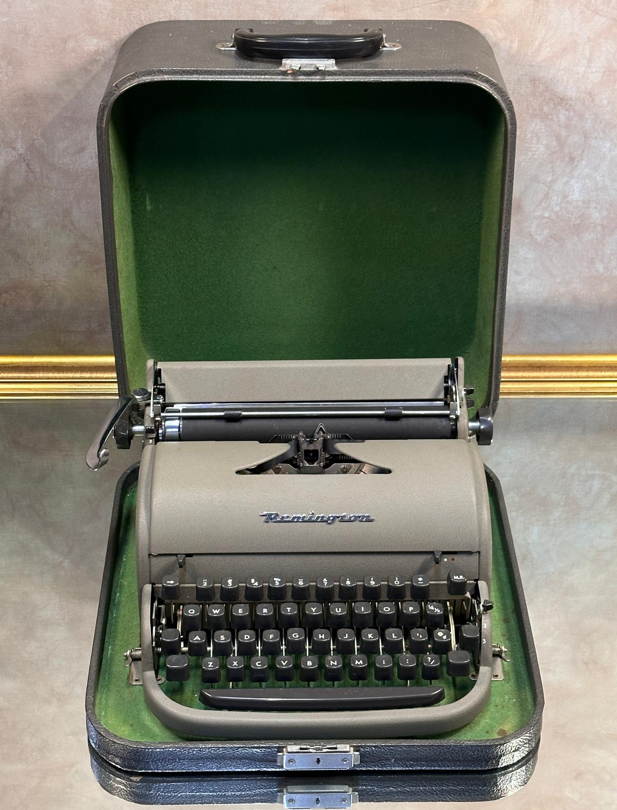 Remington Rand Typewritter with Case