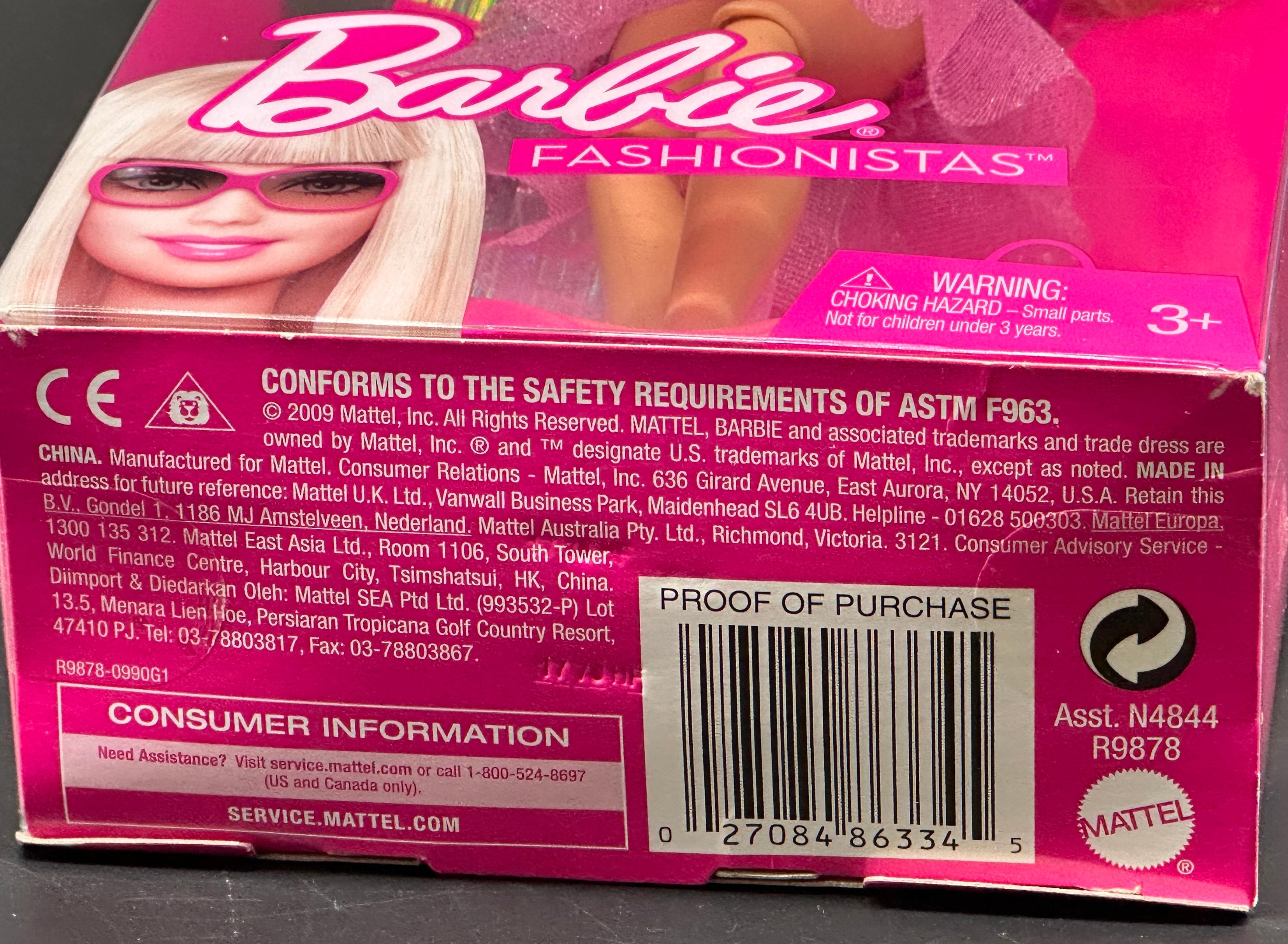 Fashionistas Barbie in Box